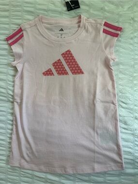 NWT Adidas Toddler Girls Pink Heart Logo T-Shirt Size 2T Pink